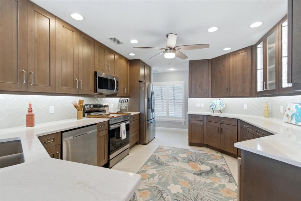 House, 3 Bedrooms | Private kitchen | Coffee/tea maker, fridge, oven, toaster