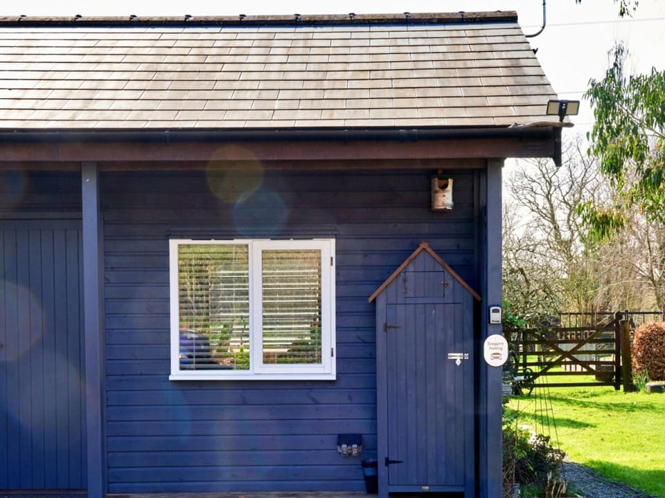 Bungalow | Exterior