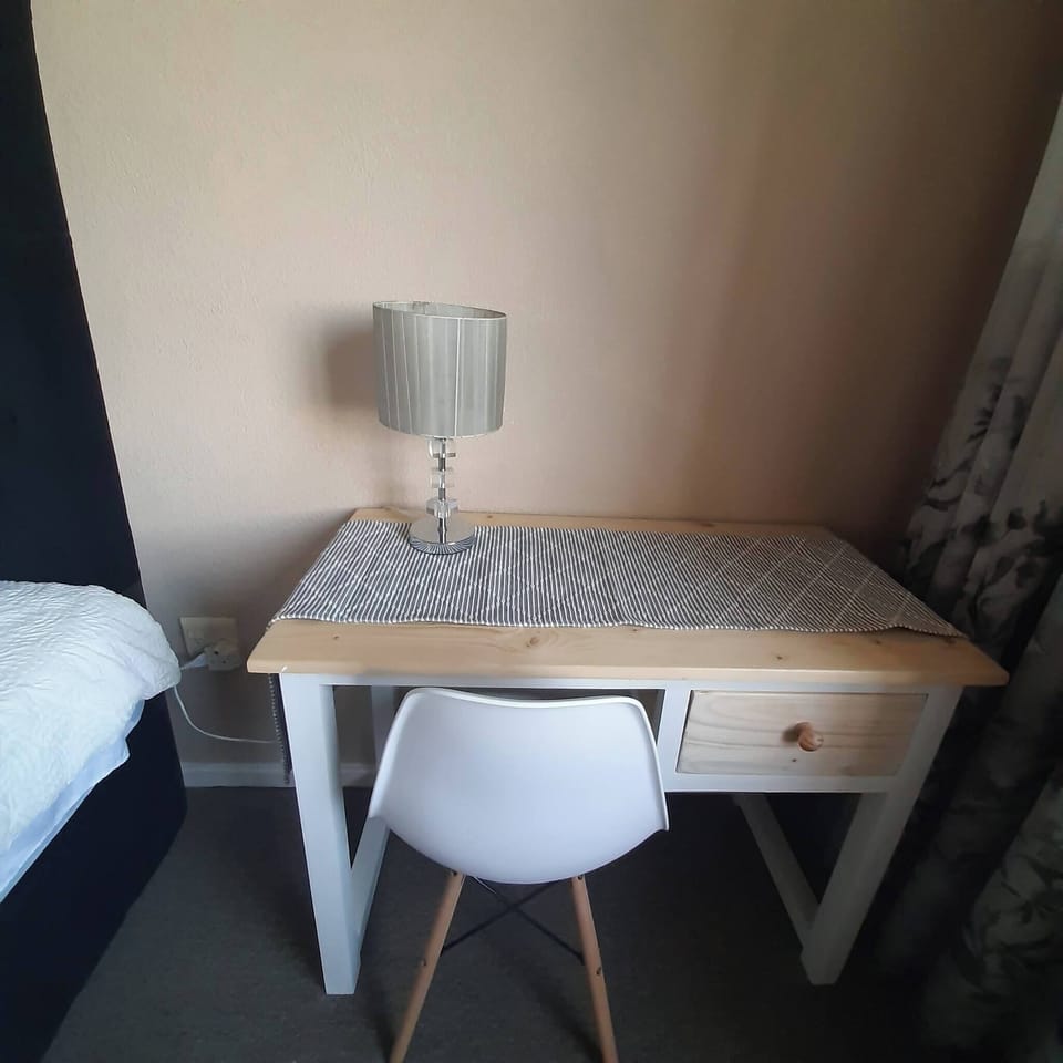 Apartment, 3 Bedrooms, Accessible, Balcony | Interior
