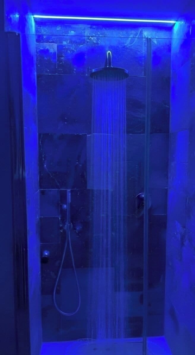 Luxury Double Room | WiFi (free)