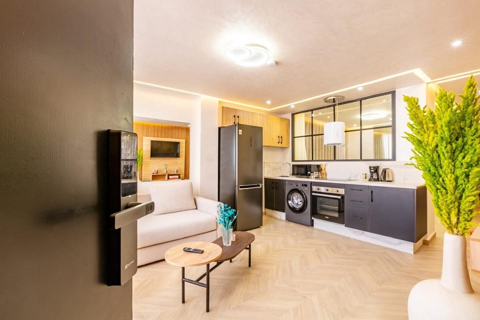 Basic Apartment | Living area