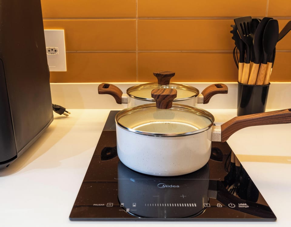 Comfort Apartment, Lanai, City View | Private kitchen | Mini-fridge