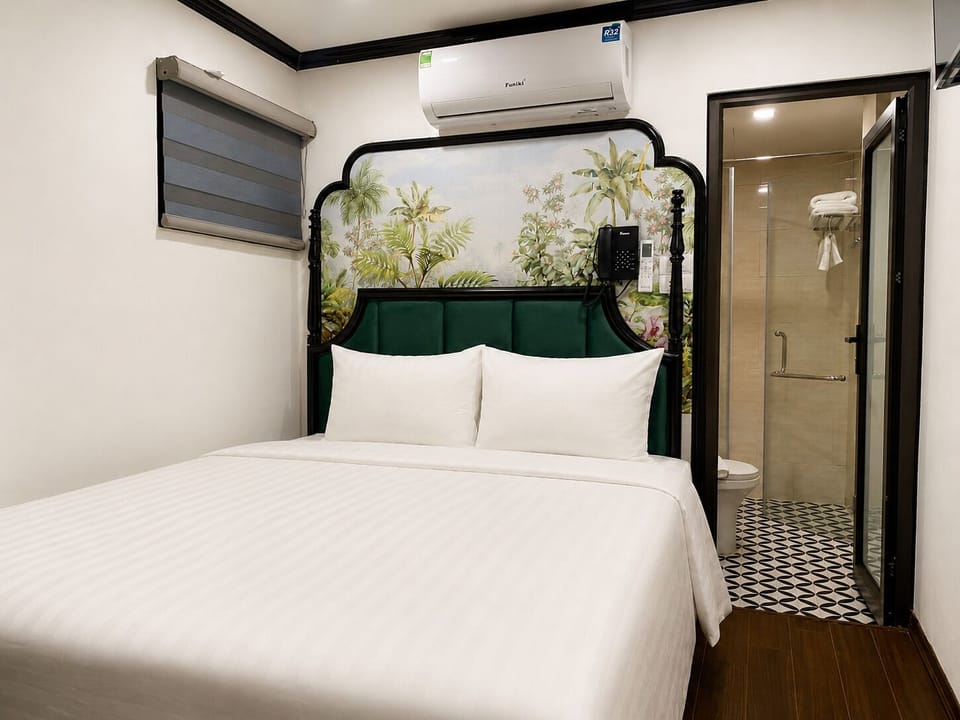 Deluxe Double Room | WiFi (free), bed sheets