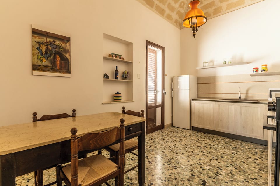 Apartment, Sea View | Dining