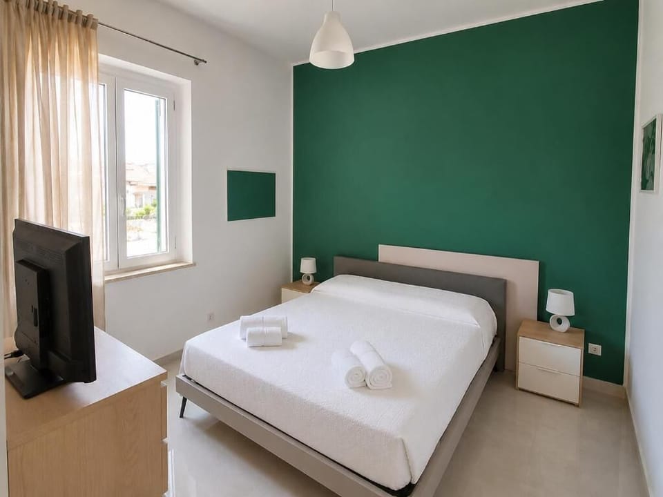 Double Room, Balcony, Mountain View | WiFi (free)