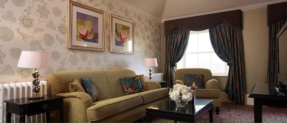 Luxury Studio Suite | In-room safe, desk, iron/ironing board, free WiFi