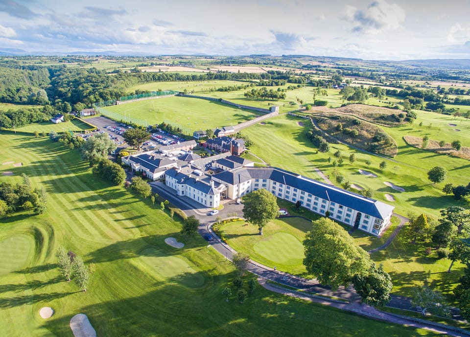 Roe Valley Resort Hotel in Limavady
