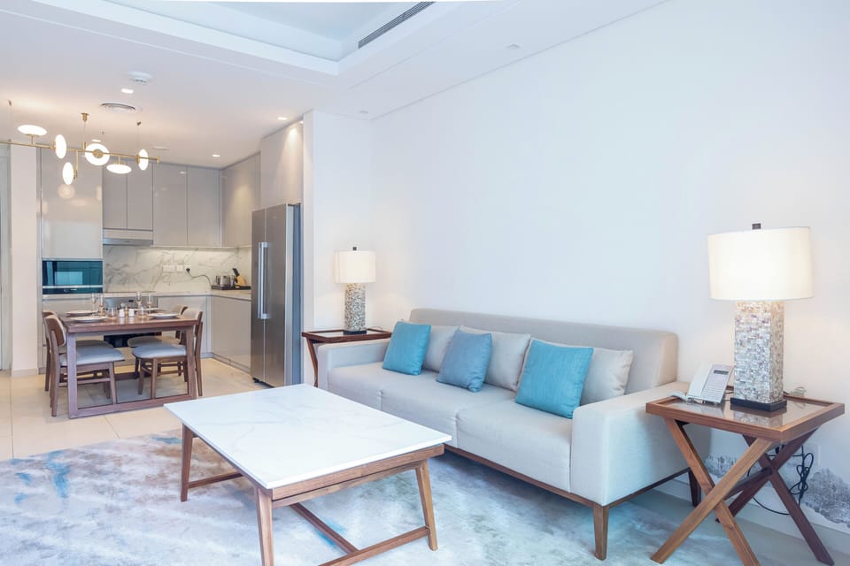 Apartment, Balcony | Living area