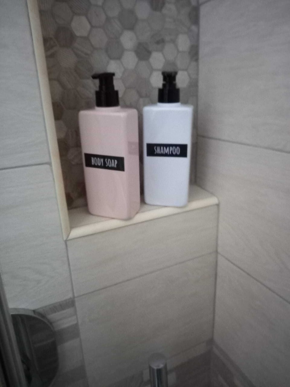 Bathroom amenities