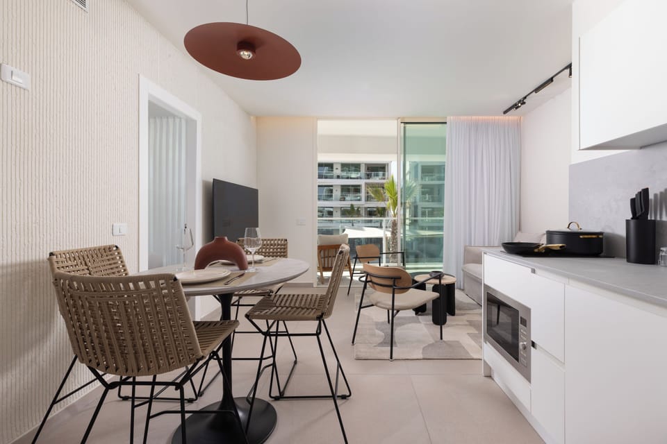 Junior Suite | In-room safe, WiFi (free)