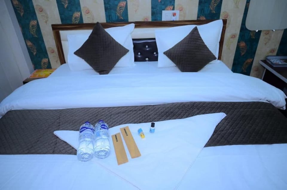Deluxe Double Room, Balcony | WiFi (free)