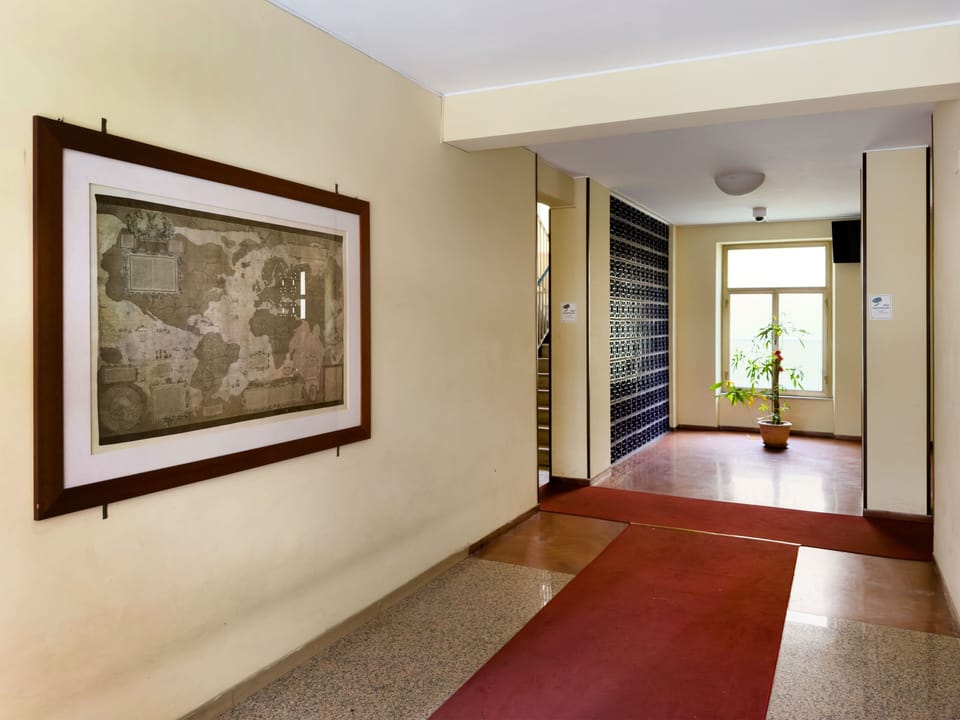 Apartment, 3 Bedrooms, City View | Interior