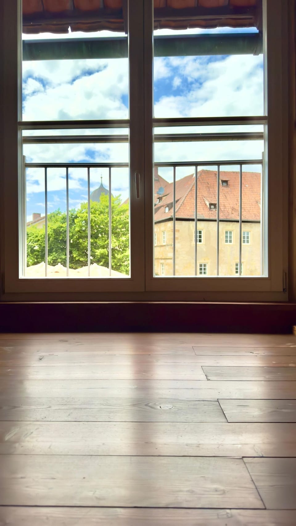Double Room | WiFi (free), bed sheets