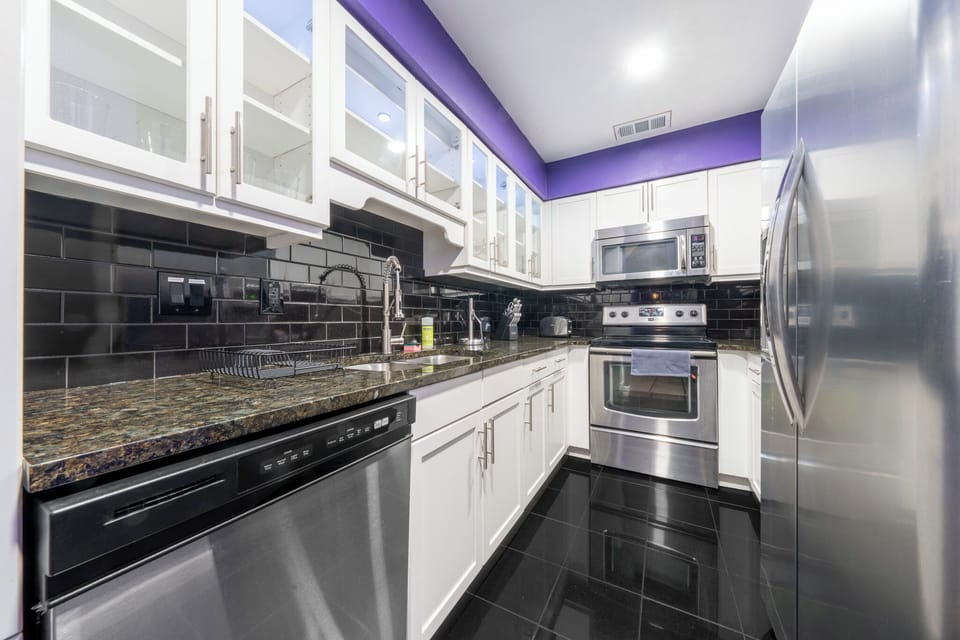 Apartment, Courtyard View | Private kitchen