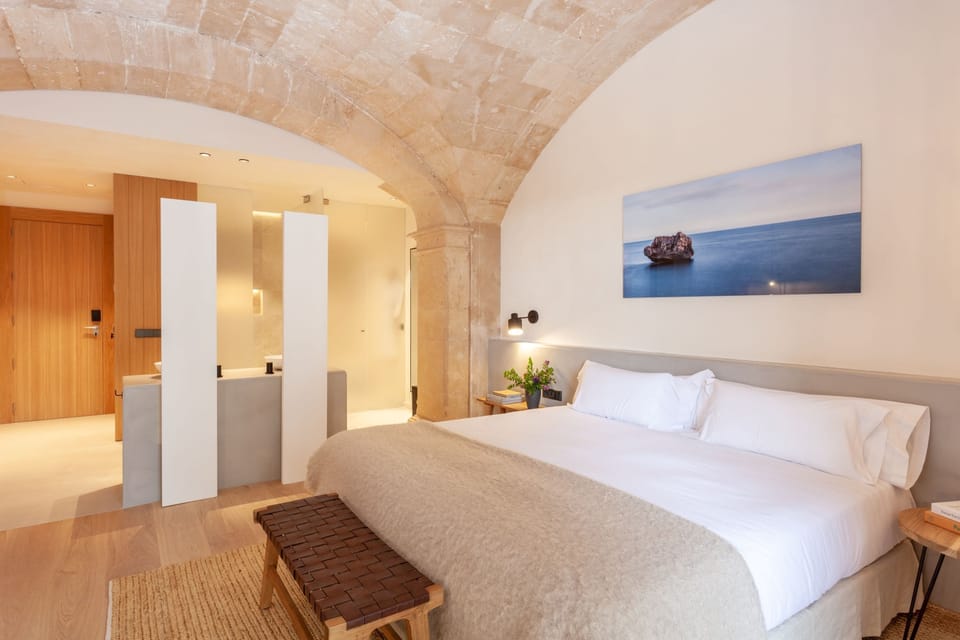 Junior Suite, Terrace | Premium bedding, minibar, in-room safe, desk