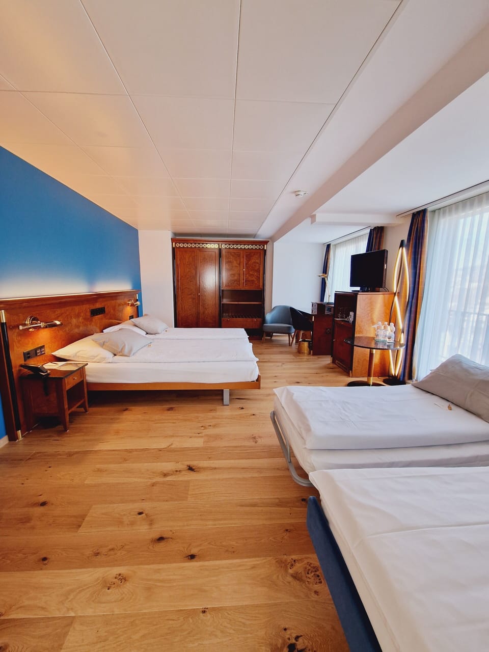 Familien-Zimmer, nur 3-4 Personen, mit Balkon | Hypo-allergenic bedding, minibar, in-room safe, individually decorated