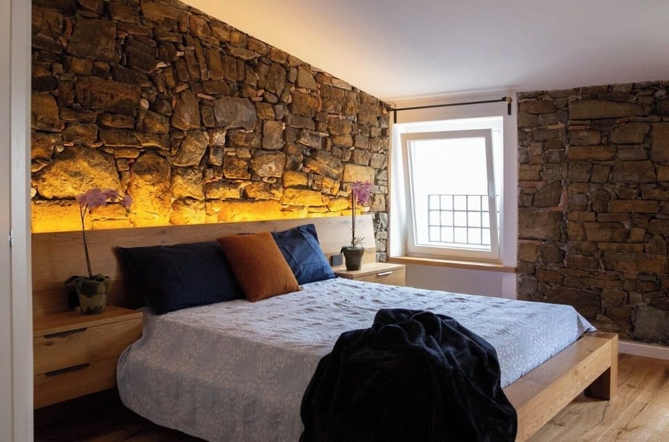 Royal Room, City View | WiFi (free)