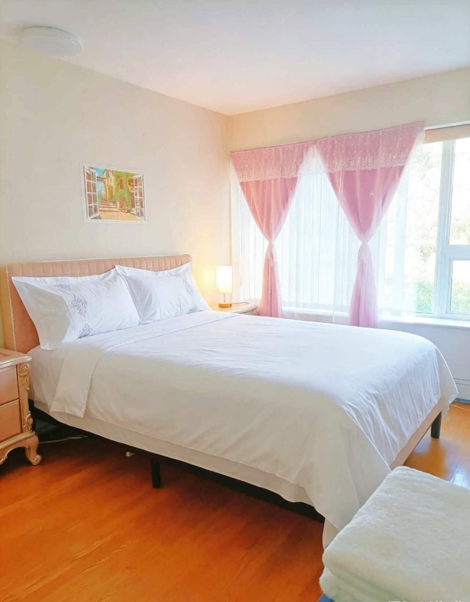 Standard Double Room, Hill View | Desk, laptop workspace, blackout drapes, soundproofing