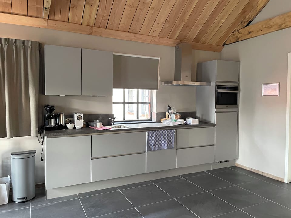 Apartment | Private kitchen | Coffee/tea maker, electric kettle, cookware/dishes/utensils