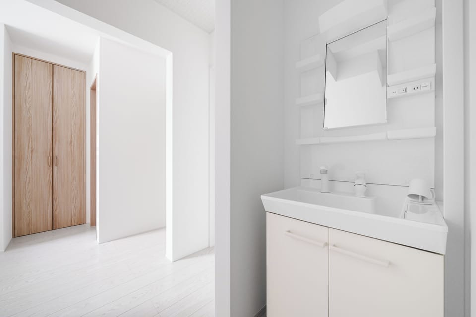 Apartment | Bathroom | Free toiletries, hair dryer, slippers, bidet