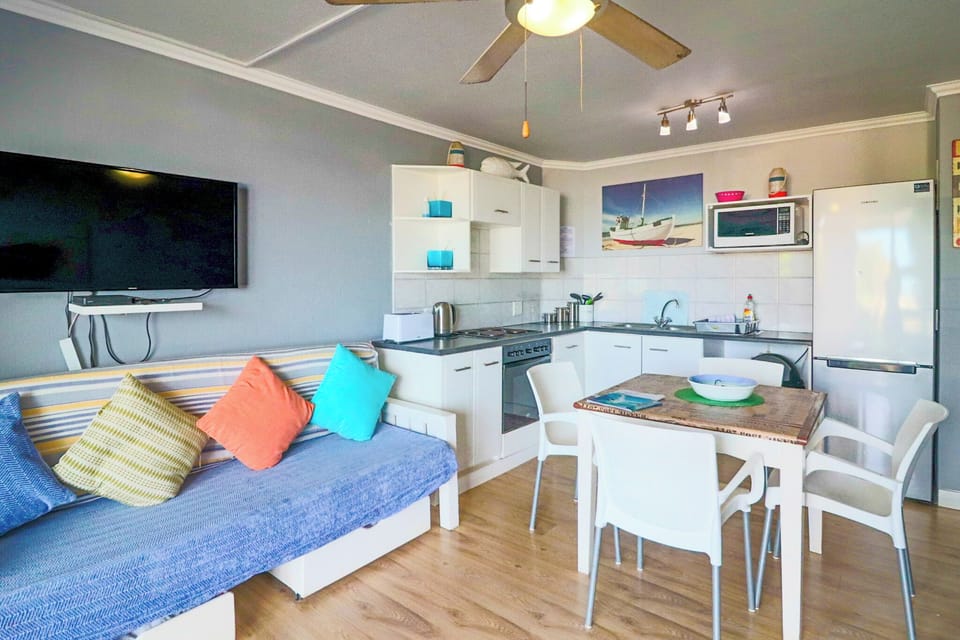 Comfort Apartment, Patio, Partial Sea View | Interior