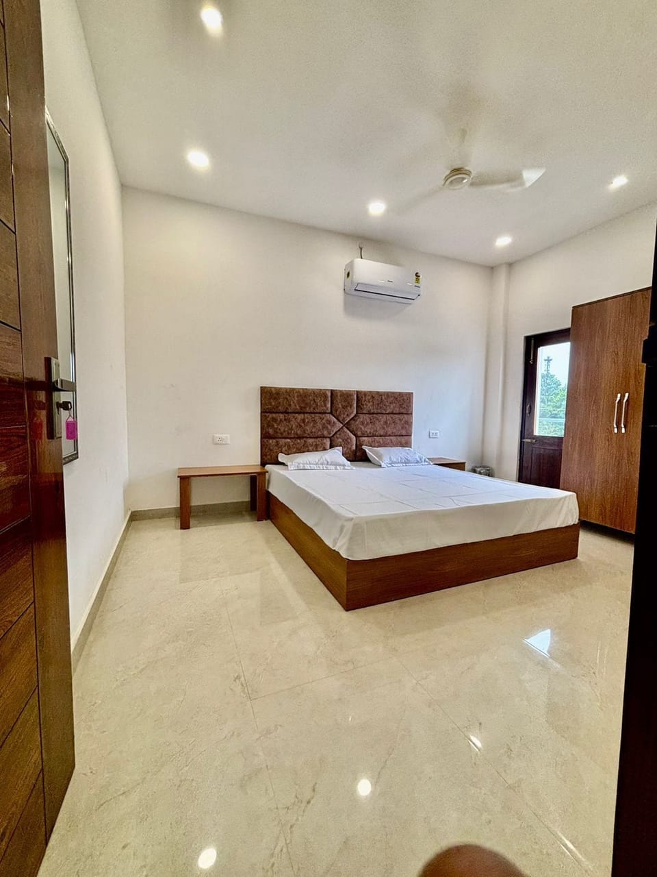 Comfort Double Room | WiFi (free)