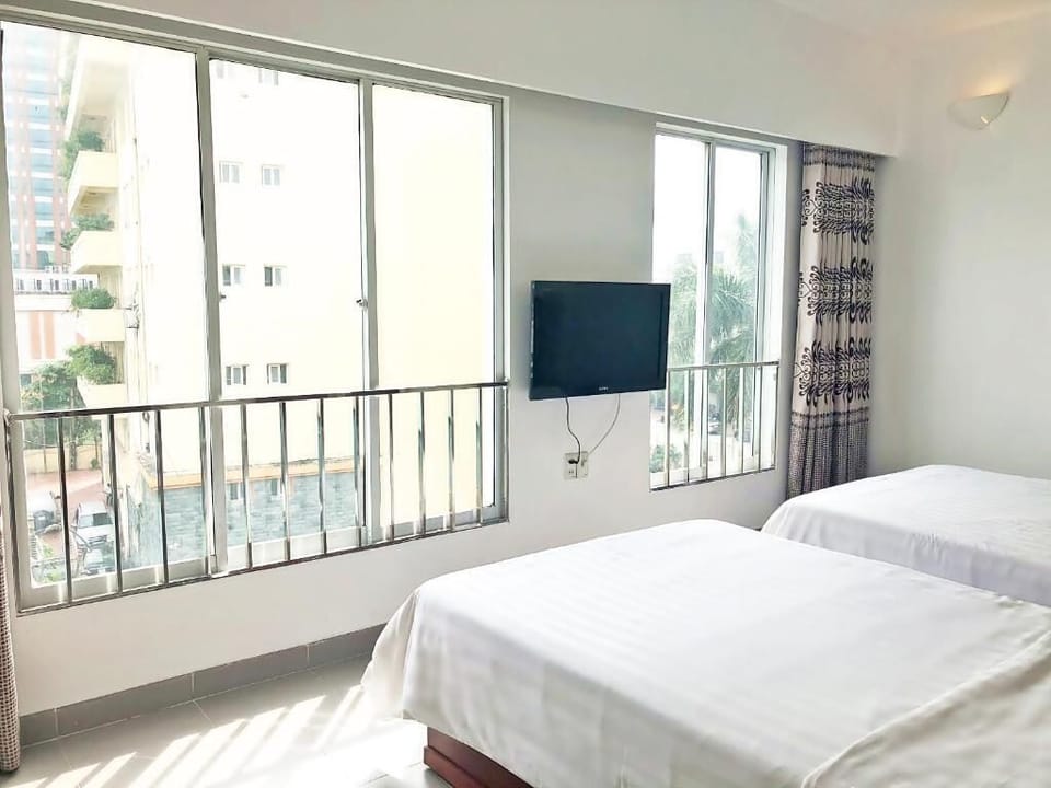 Deluxe Double or Twin Room | Blackout drapes