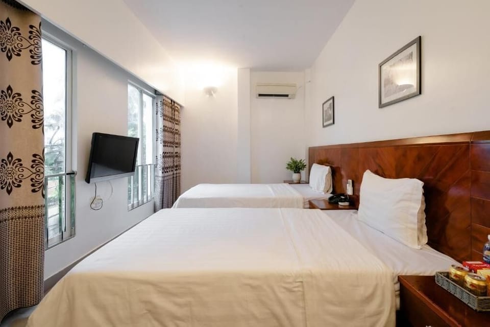 Deluxe Double or Twin Room | Blackout drapes