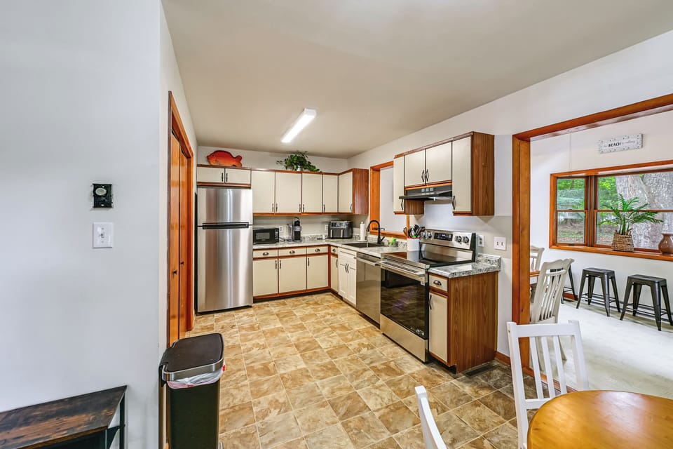 House (3 Bedrooms) | Interior