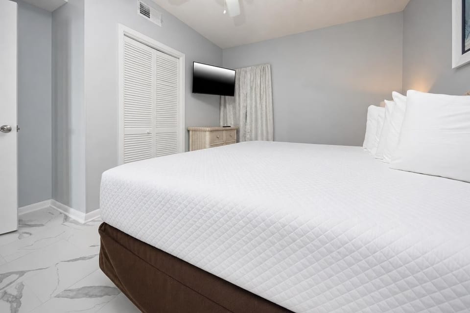 Condo, 1 Bedroom | 1 bedroom, WiFi (free)