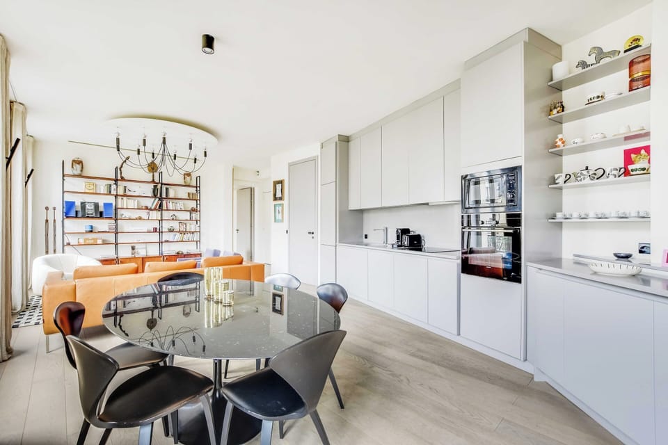 Apartment | Dining