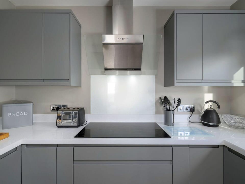 Cottage | Private kitchen | Highchair