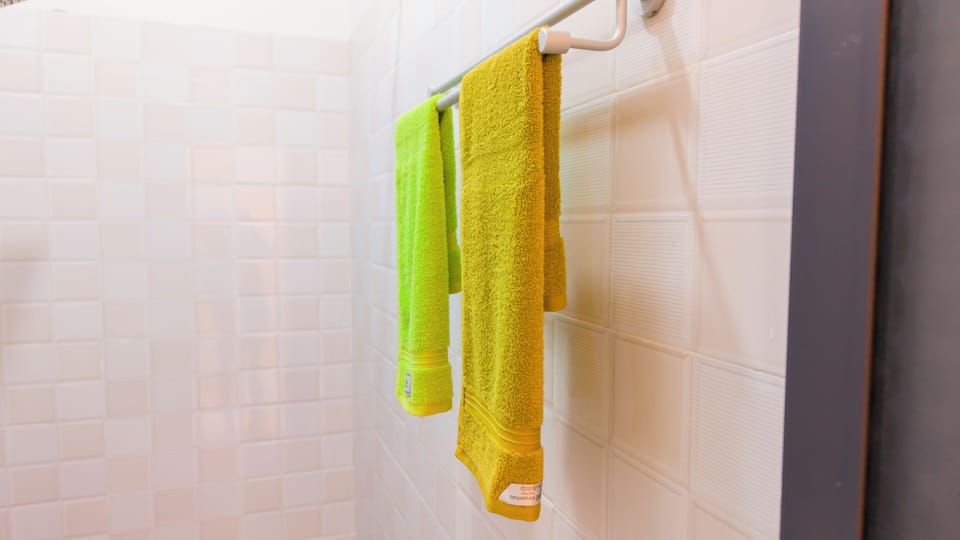 Double Room, Balcony, Garden View | Bathroom