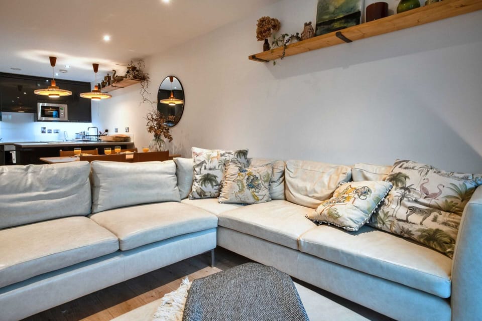 Apartment | Living room