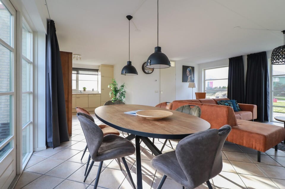 House | Dining