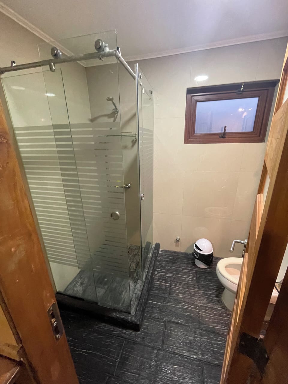 Standard Double Room, Partial Sea View | Bathroom | Separate tub and shower, towels