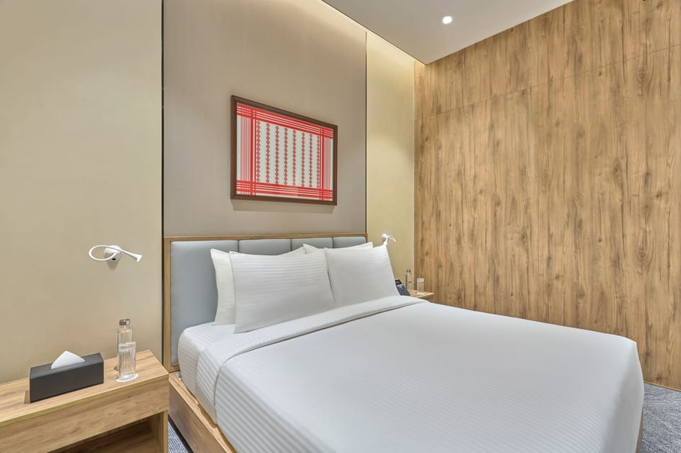 Superior Double Room, Non Smoking, Private Bathroom | Egyptian cotton sheets, premium bedding, down comforters