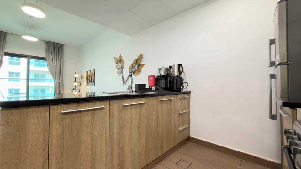 Standard Apartment, 1 Bedroom | Private kitchen | Fridge, microwave, oven, electric kettle