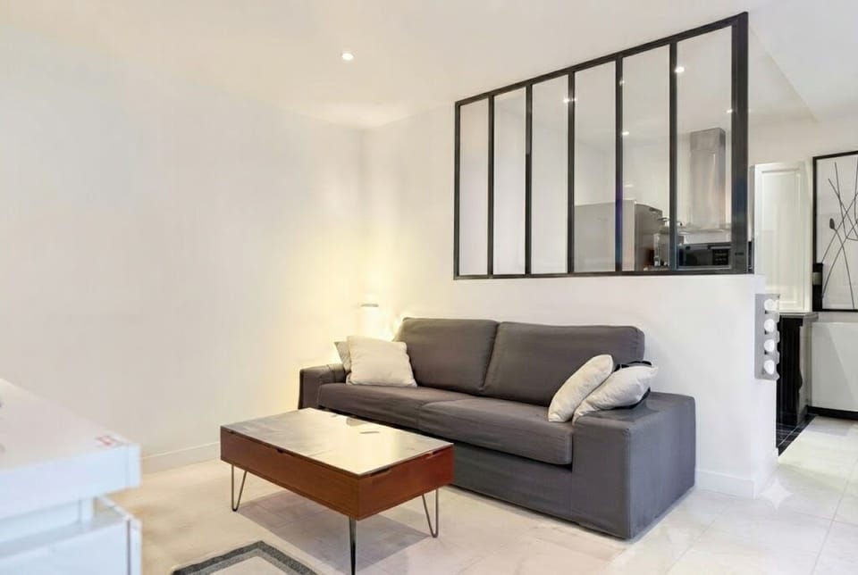 Deluxe Apartment | Living area