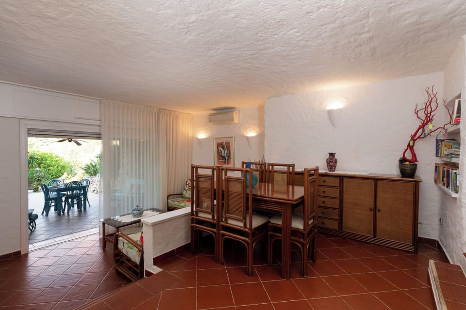Apartment, 3 Bedrooms, Patio | Interior