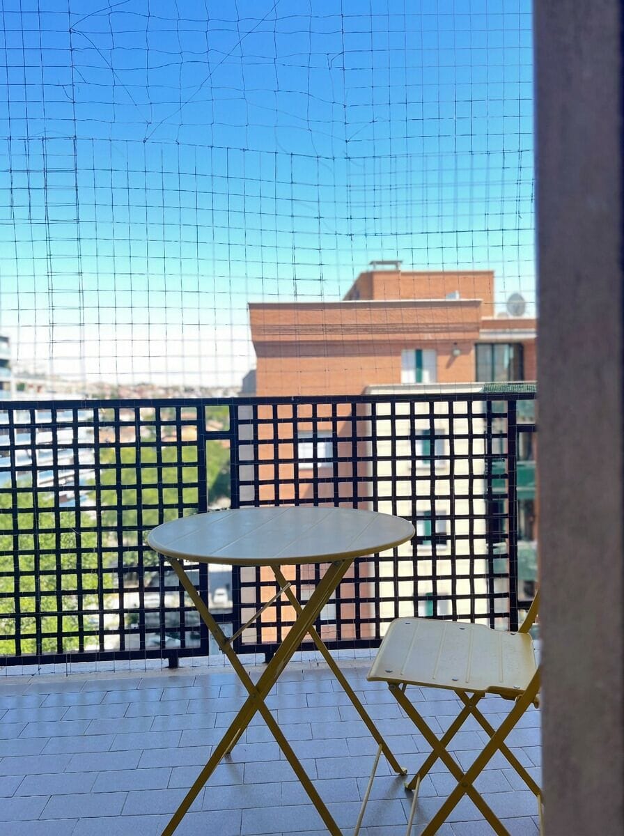 Apartment (2 Bedrooms) | Balcony