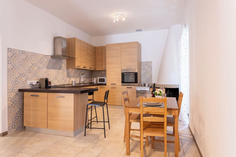 Apartment (1 Bedroom) | Interior