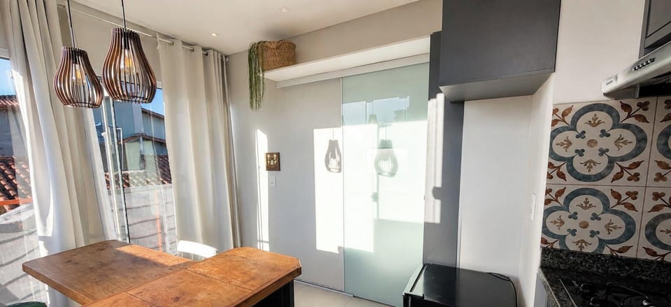 Comfort Apartment, 1 Bedroom, Kitchen | Private kitchen | Cookware/dishes/utensils, kitchen island