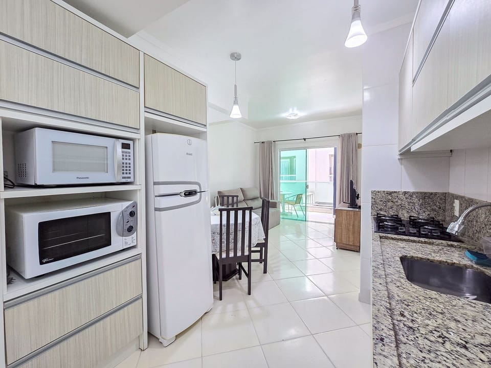 Apartment | Private kitchen | Microwave, oven, electric kettle, blender