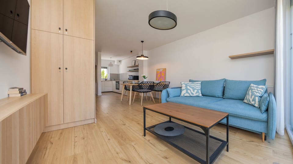 Apartment (1) | Living area | Flat-screen TV