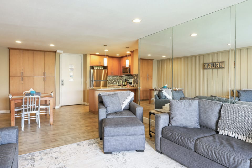 Condo, 1 King Bed with Sofa bed (E200 Saphire Sands) | Living area | Fireplace