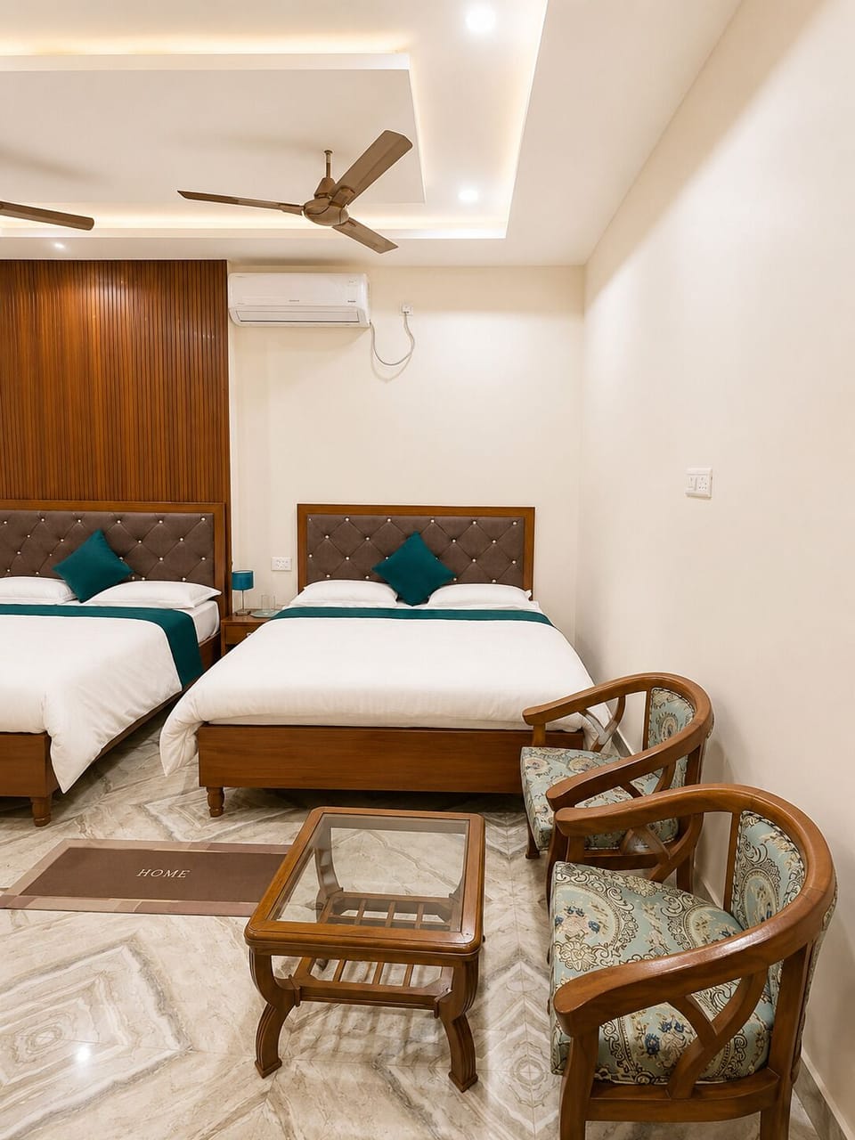 Deluxe Single Room, Balcony, Lake View | Desk, laptop workspace, WiFi (free)