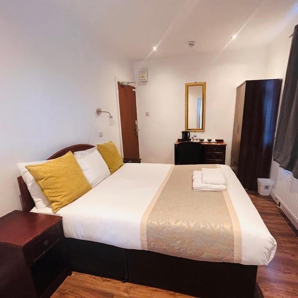 Double Room | WiFi (free)