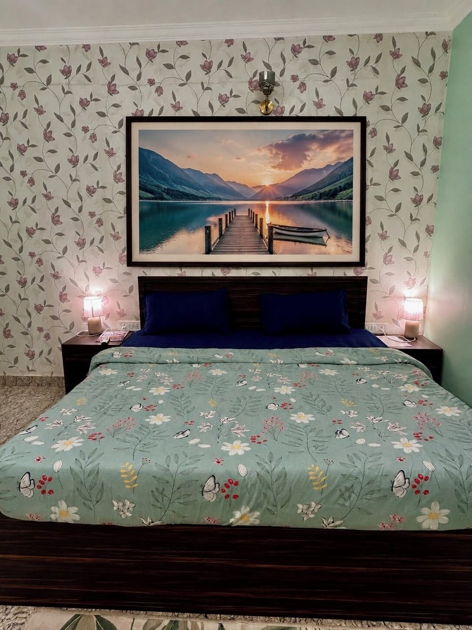 Superior Double Room | Desk, WiFi (free)