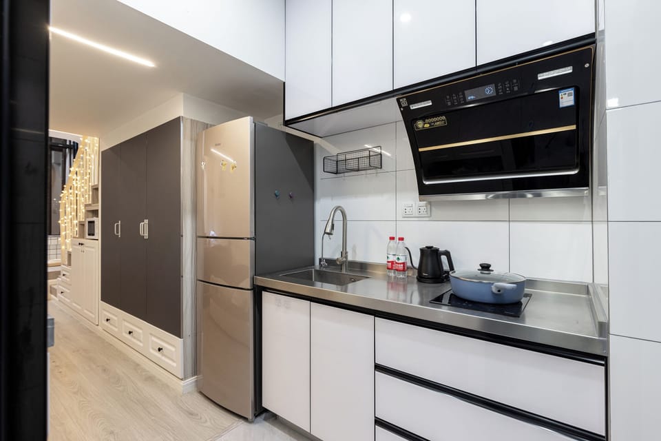 Superior Duplex | Private kitchenette | Fridge
